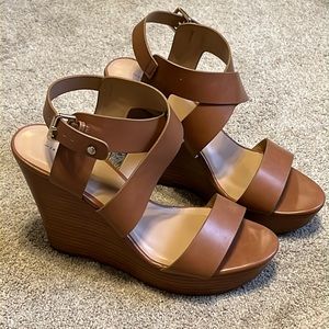 14th and Union Brown Wedges